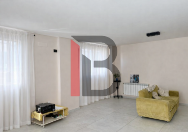 EXCLUSIVO PISO DE CATEGORIA - 226 m² con Doble Cochera | Cipolletti Centro